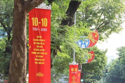 Phường Cửa Nam trang hoàng rực rỡ mừng 72 năm Ngày Giải phóng Thủ đô