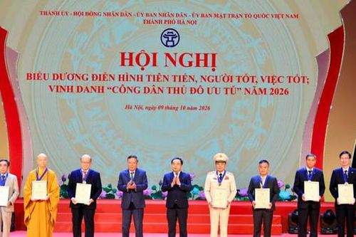Vinh danh 9 'Công dân Thủ đô ưu tú' năm 2026