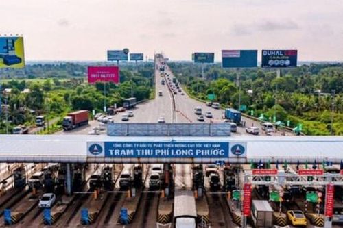 Kéo xe tải vào cao tốc: Cần tính lại bài toán phí và lợi ích
