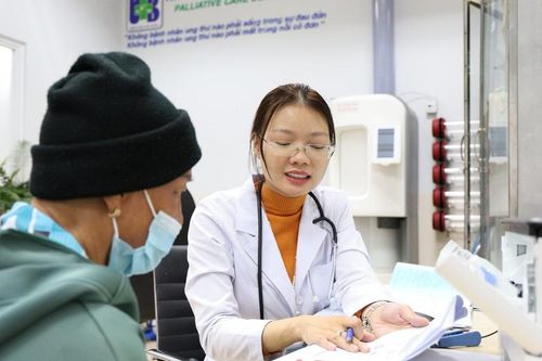 Chuyên gia chăm sóc giảm nhẹ: Bớt một cơn đau, thêm niềm vui sống