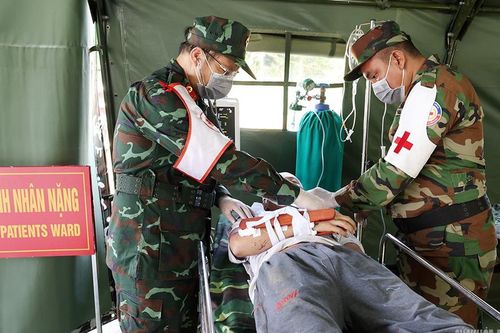 Trực thăng, quân y hợp sức cứu nạn trong tổng duyệt diễn tập ba nước