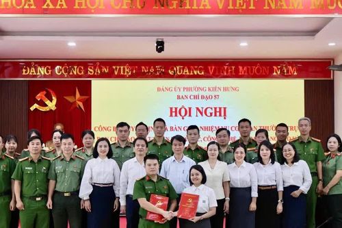 Chủ động nhiệm vụ chuyển đổi số