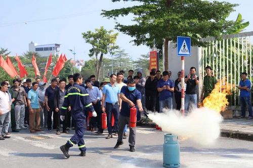 Phường Tây Tựu: Nâng cao kỹ năng PCCC&CNCH cho 200 học viên