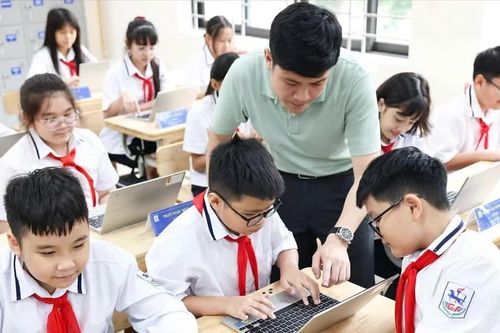 Hà Nội thúc đẩy chuyển đổi số giáo dục, hướng tới hiệu quả thực chất