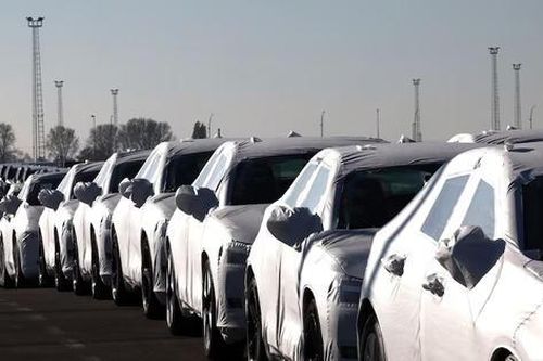 Trung Quốc và EU đạt thỏa thuận cắt giảm một nửa lượng xe hybrid