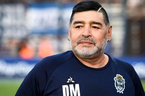 Maradona đã bị bỏ mặc thế nào trong những ngày cuối đời?