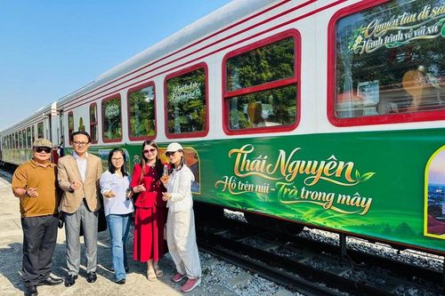 Từ chuyến tàu di sản đến hành trình khám phá văn hoá xứ Trà