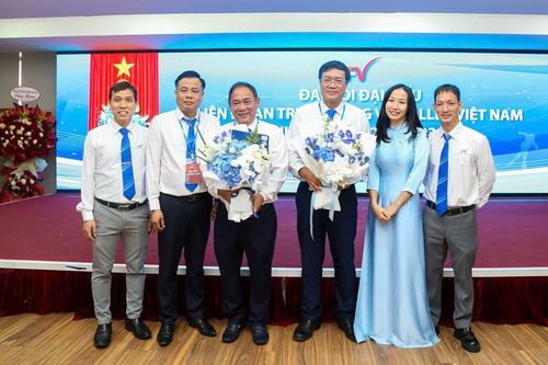 PGS.TS Đặng Hà Việt tiếp tục giữ chức Chủ tịch Liên đoàn Trượt băng và Roller Việt Nam