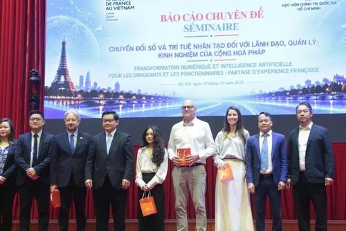 Nâng cao năng lực thực hành cho các nhà lãnh đạo, quản lý trong chuyển đổi số và ứng dụng AI