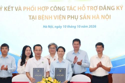 Bệnh viện Phụ sản Hà Nội triển khai hỗ trợ đăng ký khai sinh ngay tại bệnh viện