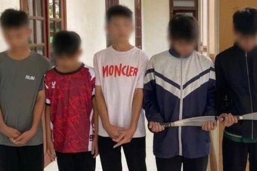 Ngăn chặn học sinh 'kéo bè' đánh nhau