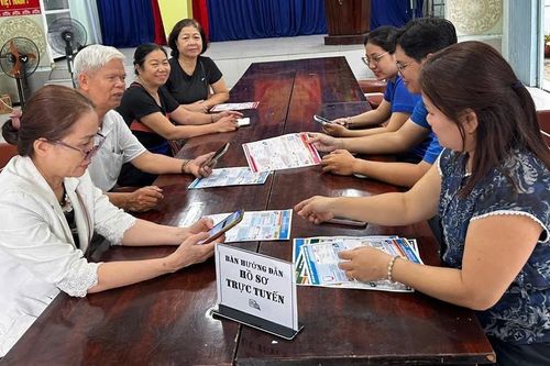 Thanh Khê triển khai 6 điểm hỗ trợ dịch vụ công trực tuyến tại khu dân cư