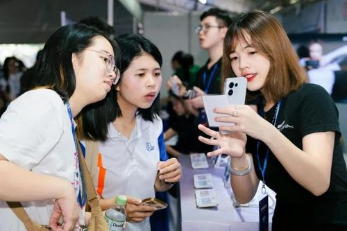 Đề xuất hỗ trợ học phí, vé máy bay khứ hồi và sinh hoạt phí cho sinh viên đi học ở nước ngoài