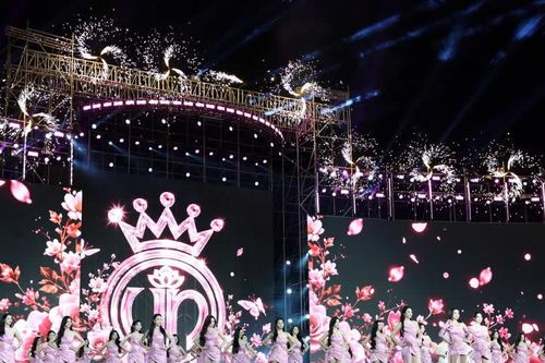 Đêm Chung khảo toàn quốc Hoa hậu Việt Nam 2026: Rực rỡ 'Miền hương sắc', top 25 chính thức lộ diện vào Chung kết