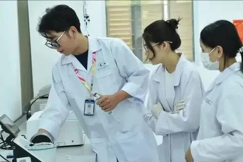 Rộng cửa cho nhân tài kiến tạo tương lai