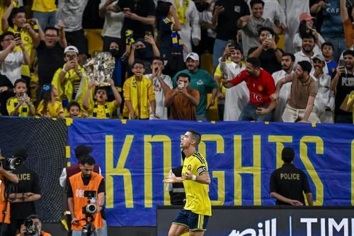 Ronaldo ghi bàn sau sóng gió ở tuyển Bồ Đào Nha