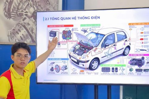 Trường nghề nâng chuẩn đội ngũ, bắt nhịp công nghệ
