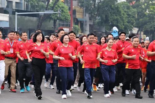 Phát động phong trào toàn dân luyện tập thể thao: 'Một quốc gia vận động, một Việt Nam khỏe mạnh'