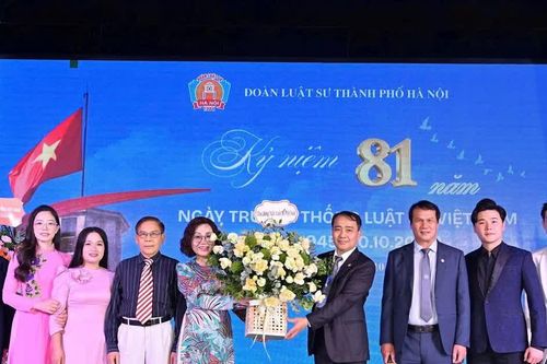 Bộ Tư pháp yêu cầu Đoàn Luật sư TP Hà Nội phối hợp thực hiện chế định luật sư công
