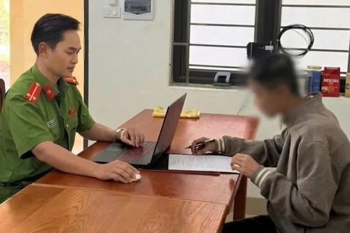 Dùng ChatGPT tra cứu hàng loạt số điện thoại của công an để gọi khiêu khích