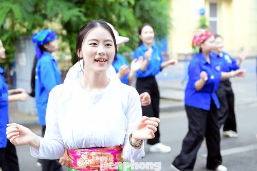 Trải nghiệm văn hóa truyền thống, sản phẩm thủ công ở không gian 70 năm Hội LHTN Việt Nam