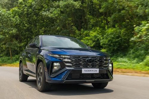Thị trường ô tô Việt đón tín hiệu tích cực, xe hybrid tăng tốc
