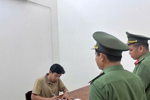 Bắt giam bị can thứ 7 trong đường dây làm tiền giả liên tỉnh