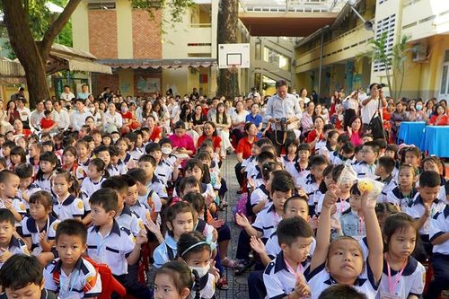 TP Hồ Chí Minh quy định 4 mức chi thu nhập tăng thêm theo kết quả đánh giá công việc