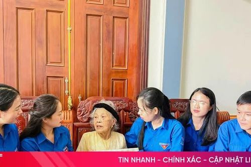 Hà Tĩnh được khen thưởng trong triển khai Hành trình 'Tôi yêu Tổ quốc tôi'