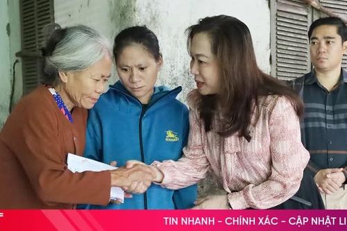 Chương trình Vòng tay nhân ái BHT trao hơn 160 triệu đồng cho 2 hoàn cảnh khó khăn