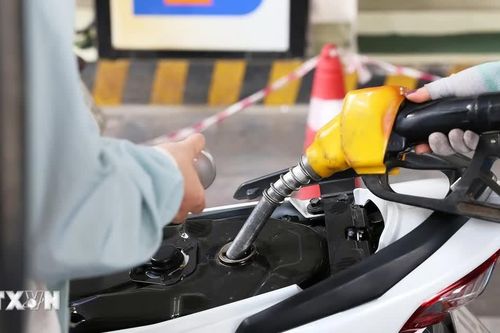 Chi phí nhập nhiên liệu của Campuchia tăng gần 54% trong 9 tháng đầu năm