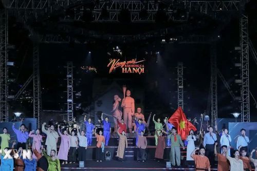 '80 năm - Vang mãi bản hùng ca Hà Nội': Khúc tráng ca người chiến sỹ Thủ đô