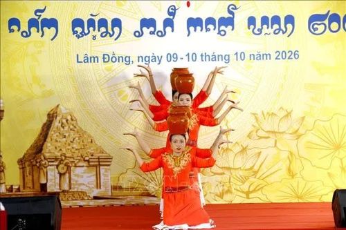 Độc đáo Lễ hội Katê của đồng bào Chăm theo đạo Bàlamôn