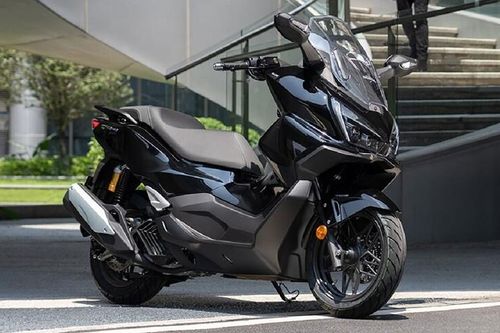 Honda trình làng xe ga hybrid 150cc, giá từ 68 triệu đồng