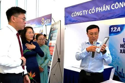 Thúc đẩy công dân số, xây dựng xã hội học tập tại TP Hồ Chí Minh
