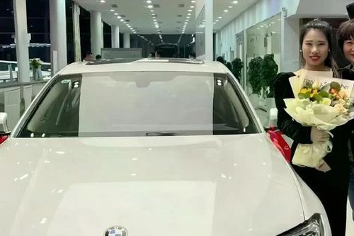 Sếp nữ tặng BMW giá hơn 1 tỷ đồng cho nhân viên vì một lý do bất ngờ