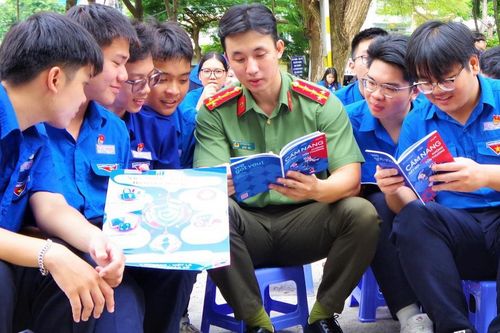 Khánh Hòa: Chiến dịch 'Không Một Mình 2026 - Kết nối không tổn thương' bảo vệ học sinh