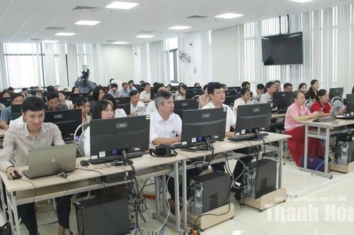 Nâng cao nghiệp vụ tiếp nhận, giải quyết hồ sơ thủ tục hành chính đặc thù lĩnh vực đất đai