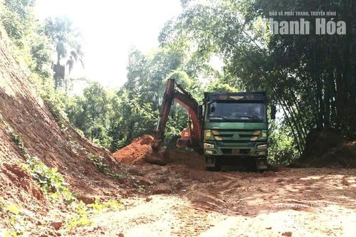 Nước rút thi công cầu cứng bắc qua sông Luồng