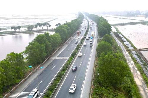 Cao tốc Cầu Giẽ - Ninh Bình giảm tốc độ tối đa từ 120 xuống 100 km/h