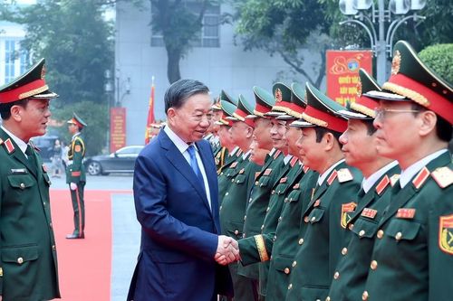 Tổng Bí thư, Chủ tịch nước Tô Lâm: Xây dựng lực lượng vũ trang Thủ đô 'tinh, gọn, mạnh', hiện đại