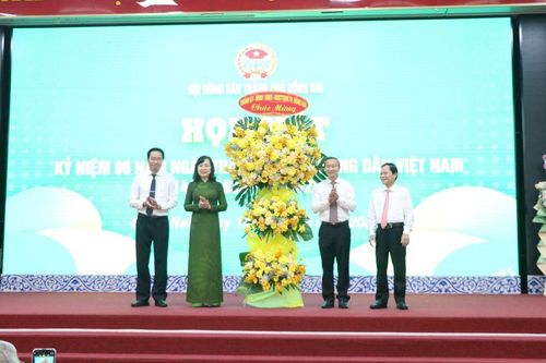 Họp mặt kỷ niệm 96 năm ngày thành lập Hội Nông dân Việt Nam và tuyên dương nông dân, sản phẩm nông nghiệp tiêu biểu