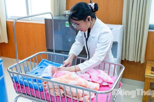 Bệnh viện Quân y 120 đỡ sinh an toàn cho sản phụ có bệnh lý tim mạch, rối loạn nhịp