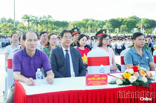Hơn 5.000 người tham gia lễ phát động phong trào tập luyện thể dục, thể thao