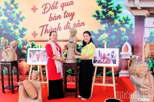 Trải nghiệm thú vị tại Lễ hội gốm Chăm Bàu Trúc