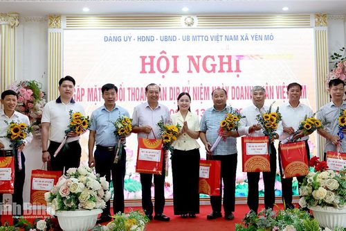Yên Mô tổ chức Gặp mặt và đối thoại nhân dịp kỷ niệm Ngày Doanh nhân Việt Nam