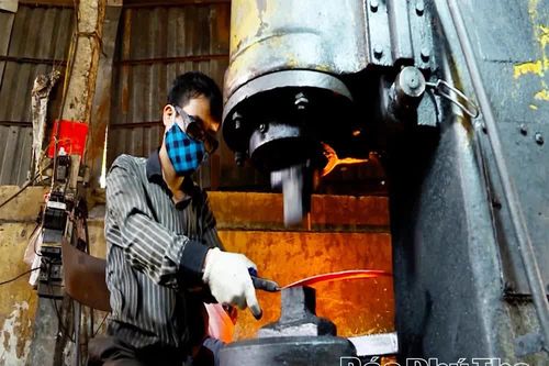 Chuyển đổi số “tiếp lửa” cho nghề truyền thống
