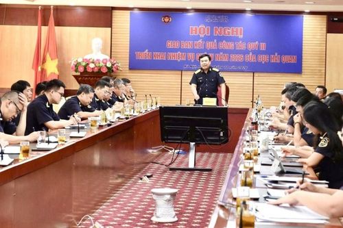 Hải quan đẩy mạnh cải cách, thu ngân sách đạt 399.638 tỷ đồng