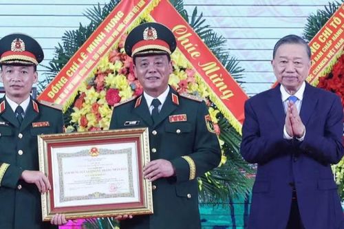 Xây dựng Lực lượng vũ trang Thủ đô tinh, gọn, mạnh, hiện đại