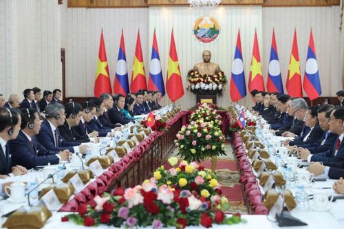 Thống đốc Phạm Đức Ấn tháp tùng Thủ tướng Lê Minh Hưng thăm Lào và Campuchia
